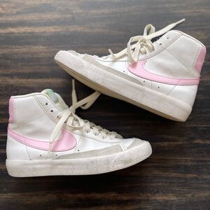 Kids NIKE BLAZER MID '77 - Size 4